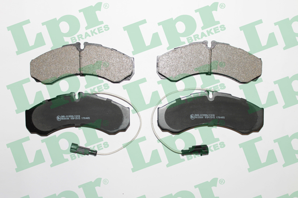Jeu de 4 plaquettes de frein arrière LPR 05P1515 - OtoParts.ma