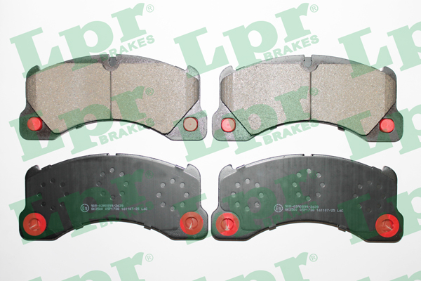 Jeu de 4 plaquettes de frein LPR 05P1738