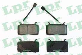 Jeu de 4 plaquettes de frein avant LPR 05P2070