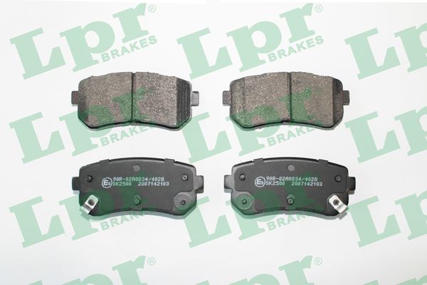 Jeu de 4 plaquettes de frein LPR 05P2103 - OtoParts.ma