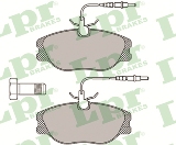 Jeu de 4 plaquettes de frein avant LPR 05P498 - OtoParts.ma