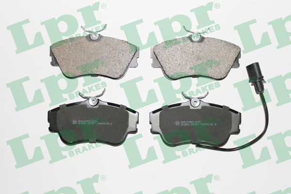 Jeu de 4 plaquettes de frein avant LPR 05P977